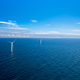 Imagen para el artículo titulado La primera granja eólica que flota sobre el mar ya ha comenzado a funcionar, dando energía a 20.000 hogares